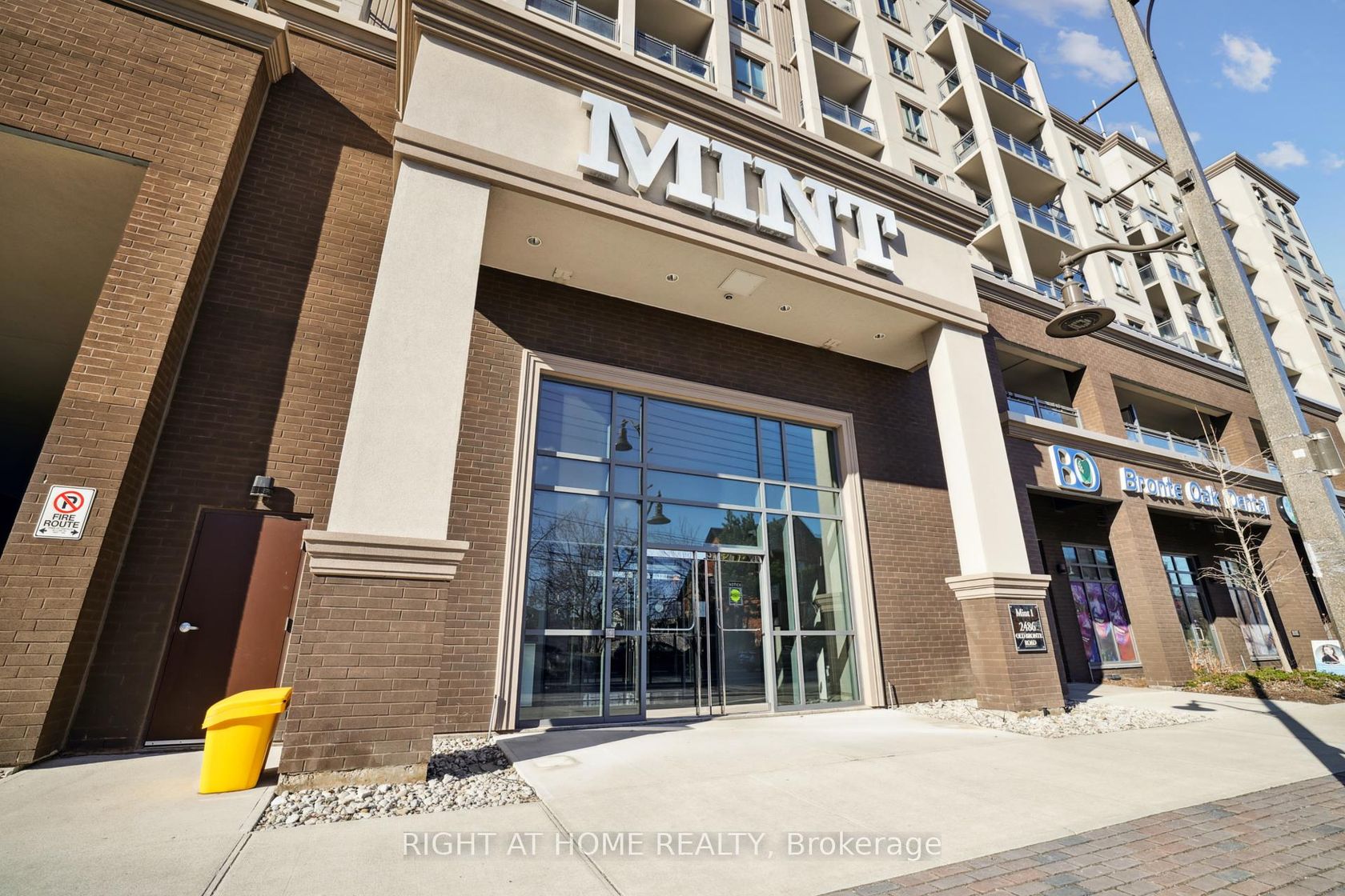 815 - 2486 Old Bronte Road, WM Westmount, Oakville 