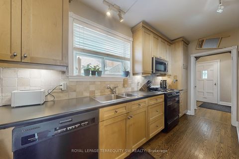 Photo 7 at 242 Joicey Boulevard, Nortown, Toronto