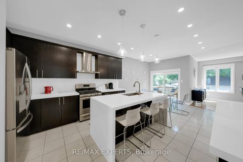 Photo 11 at 2190 Dawson Crescent, Alcona, Innisfil Photo 11 at 2190 Dawson Crescent, Alcona, Innisfil