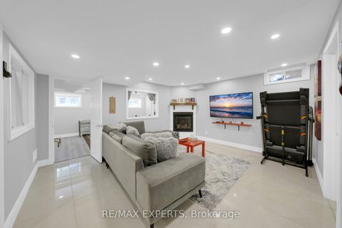 Photo 36 at 2190 Dawson Crescent, Alcona, Innisfil