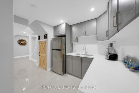 Photo 37 at 2190 Dawson Crescent, Alcona, Innisfil