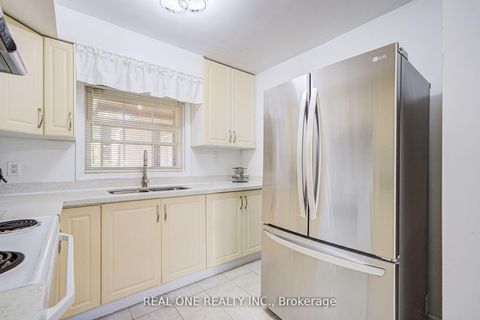 Photo 20 at 46 - 81 Brookmill Boulevard, L'Amoreaux, Toronto