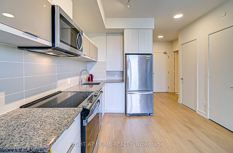 Photo 10 at 1107 - 10 Deerlick Court, Donalda, Toronto