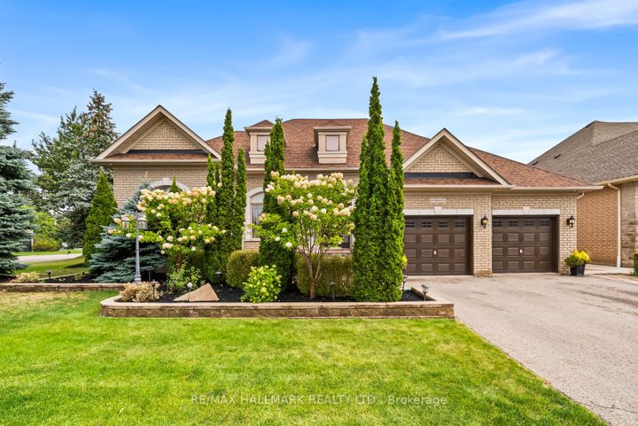Photo 2 at 452 Athabasca Drive, Rural Vaughan, Vaughan