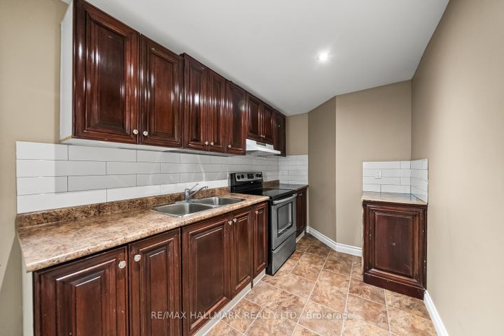 Photo 39 at 452 Athabasca Drive, Rural Vaughan, Vaughan
