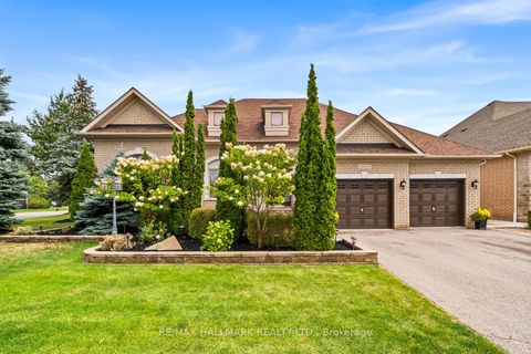 Photo 2 at 452 Athabasca Drive, Rural Vaughan, Vaughan