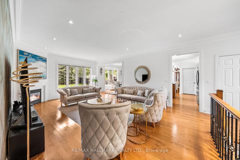 Photo 8 at 452 Athabasca Drive, Rural Vaughan, Vaughan
