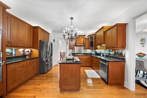 Photo 11 at 452 Athabasca Drive, Rural Vaughan, Vaughan