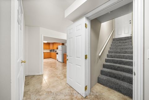Photo 41 at 452 Athabasca Drive, Rural Vaughan, Vaughan