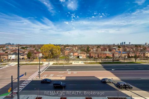 Photo 14 at 528 - 7900 Bathurst Street, Beverley Glen, Vaughan
