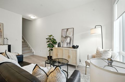 Photo 6 at H308 - 8 Walder Lane, Rural Richmond Hill, Richmond Hill