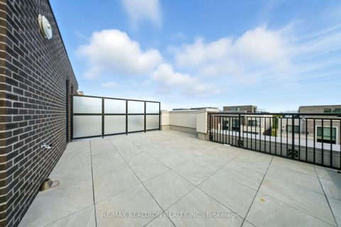 Photo 24 at H308 - 8 Walder Lane, Rural Richmond Hill, Richmond Hill