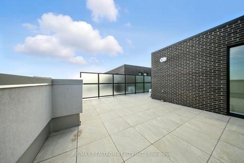 Photo 27 at H308 - 8 Walder Lane, Rural Richmond Hill, Richmond Hill