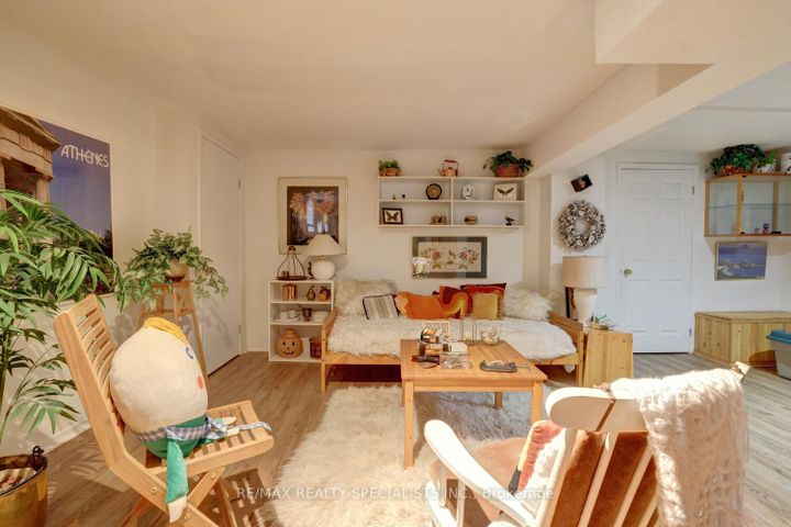 Photo 33 at 1995 Pitagora Court, Sheridan, Mississauga
