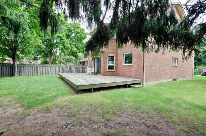 Photo 37 at 1995 Pitagora Court, Sheridan, Mississauga