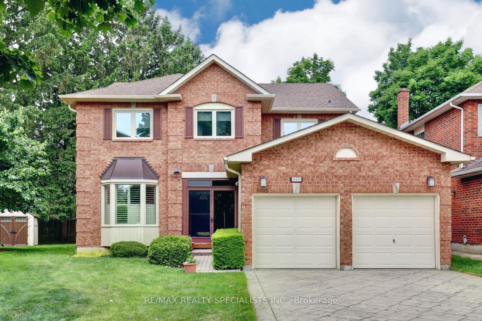 1995 Pitagora Court, Sheridan, Mississauga 2
