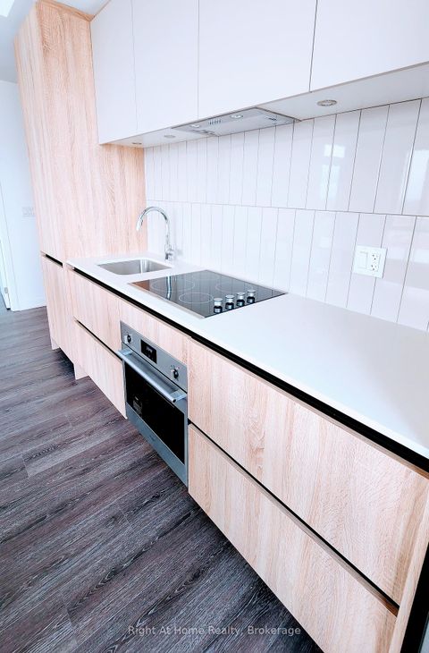 Photo 12 at 1204 - 7950 BATHURST Street, Beverley Glen, Vaughan