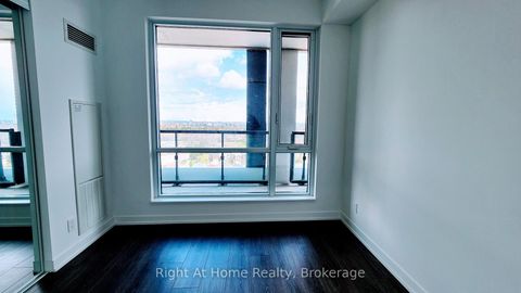 Photo 16 at 1204 - 7950 BATHURST Street, Beverley Glen, Vaughan