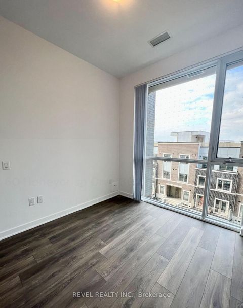 Photo 9 at 302 - 60 Honeycrisp Crescent, Vaughan Corporate Centre, Vaughan