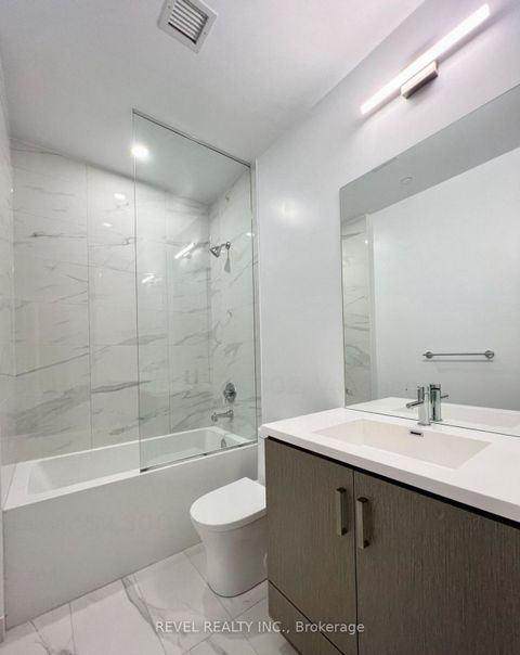 Photo 15 at 302 - 60 Honeycrisp Crescent, Vaughan Corporate Centre, Vaughan
