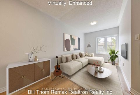 Photo 21 at 5 Rodeo Court, Newtonbrook West, Toronto
