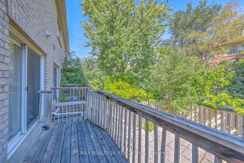 Photo 26 at 5 Rodeo Court, Newtonbrook West, Toronto