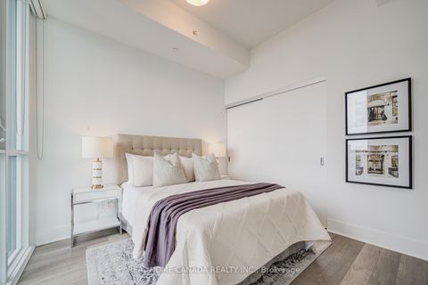 Photo 23 at 2608 - 32 Davenport Road, Annex, Toronto