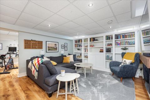 Photo 33 at 206 Birkshire Drive, Bayview Wellington, Aurora