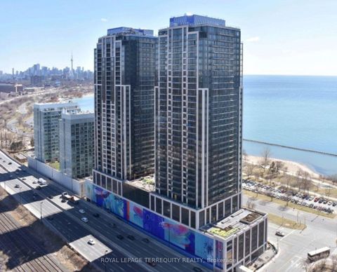 Photo 2 at PH06 - 1928 Lake Shore Boulevard W, South Parkdale, Toronto