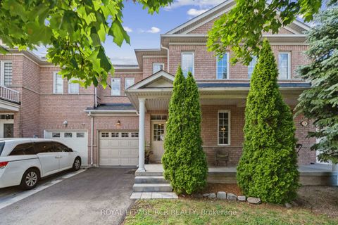 Photo 1 at 136 Dolce Crescent, Vellore Village, Vaughan