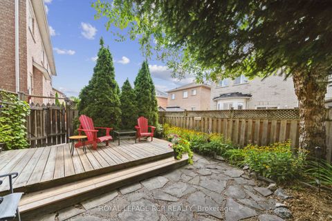 Photo 41 at 136 Dolce Crescent, Vellore Village, Vaughan
