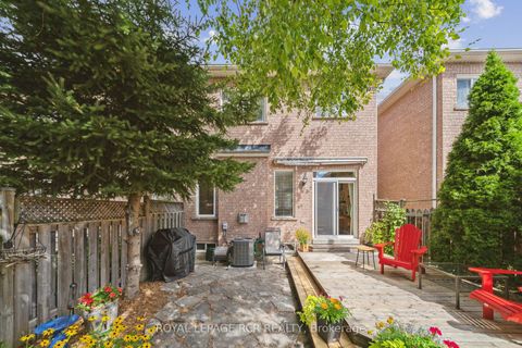 Photo 45 at 136 Dolce Crescent, Vellore Village, Vaughan