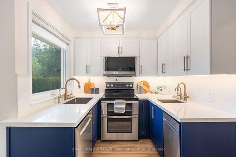 Photo 12 at 122 Collinson Boulevard, Clanton Park, Toronto