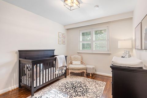 Photo 20 at 122 Collinson Boulevard, Clanton Park, Toronto