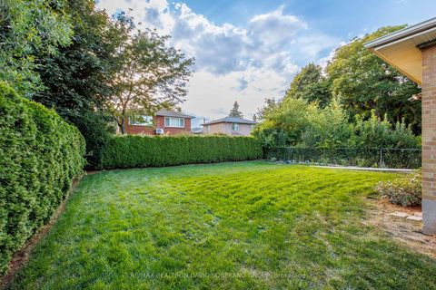 Photo 33 at 122 Collinson Boulevard, Clanton Park, Toronto