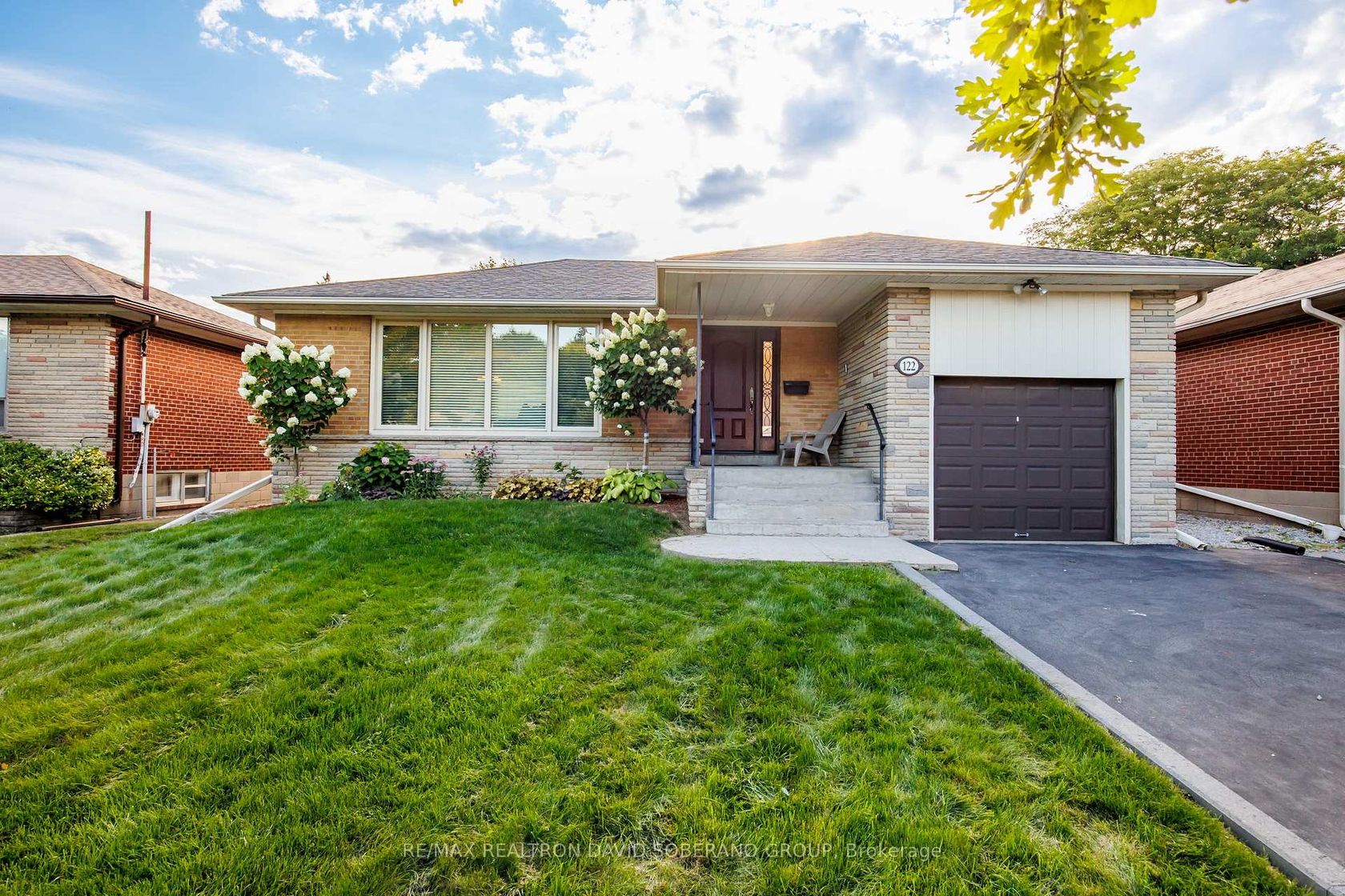 122 Collinson Boulevard, Clanton Park, Toronto 