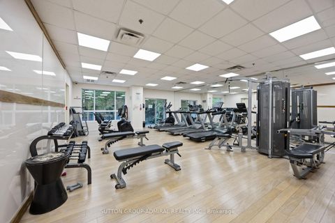 Photo 27 at 218 - 2 Maison Parc Court, Lakeview Estates, Vaughan