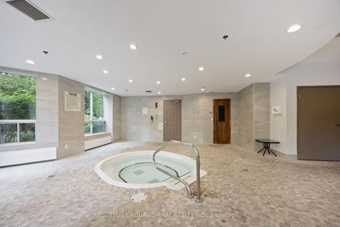 Photo 28 at 218 - 2 Maison Parc Court, Lakeview Estates, Vaughan