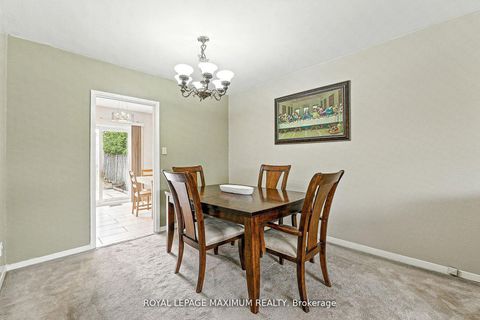 Photo 9 at 32 Fennimore Crescent, Jane Heights, Toronto