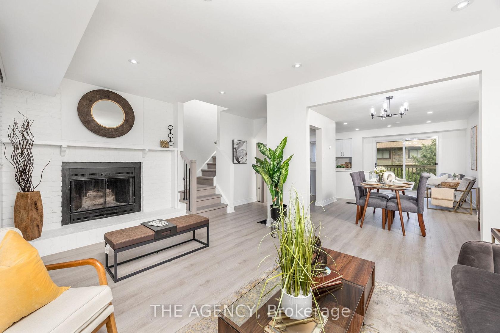 17 - 3345 Silverado Drive, Mississauga Valleys, Mississauga 
