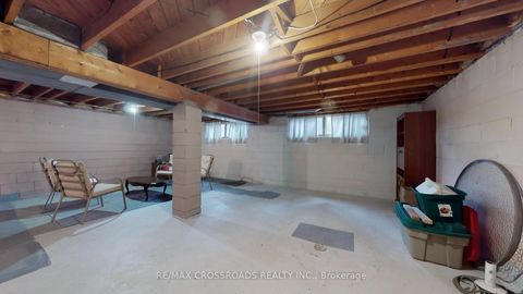 Photo 35 at 457 Paliser Court N, Harding, Richmond Hill