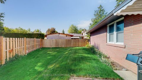 Photo 43 at 457 Paliser Court N, Harding, Richmond Hill