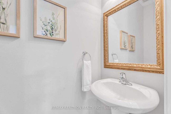 Photo 21 at 18 Augustine Avenue, Oak Ridges, Richmond Hill