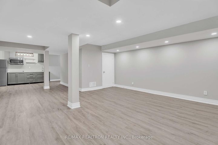 Photo 39 at 18 Augustine Avenue, Oak Ridges, Richmond Hill