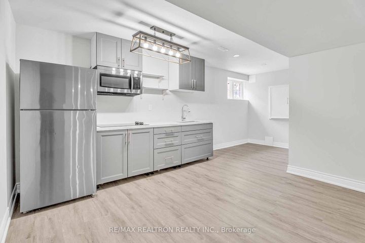 Photo 40 at 18 Augustine Avenue, Oak Ridges, Richmond Hill