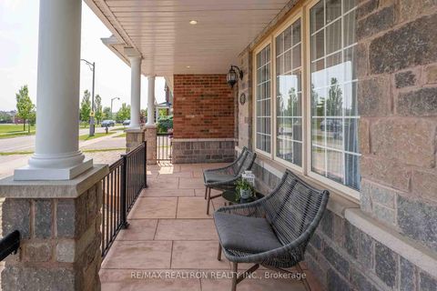 Photo 3 at 18 Augustine Avenue, Oak Ridges, Richmond Hill