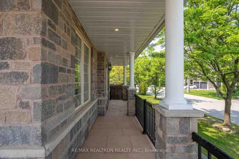 Photo 4 at 18 Augustine Avenue, Oak Ridges, Richmond Hill