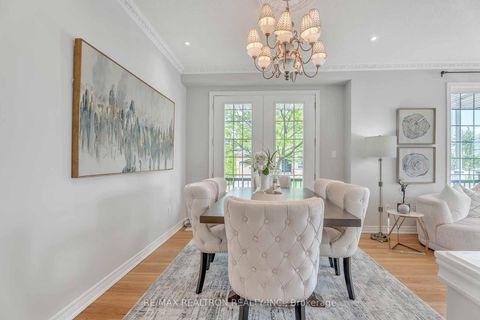Photo 10 at 18 Augustine Avenue, Oak Ridges, Richmond Hill