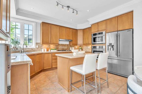 Photo 14 at 18 Augustine Avenue, Oak Ridges, Richmond Hill