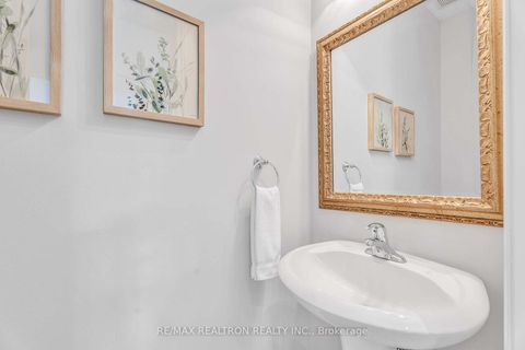 Photo 21 at 18 Augustine Avenue, Oak Ridges, Richmond Hill